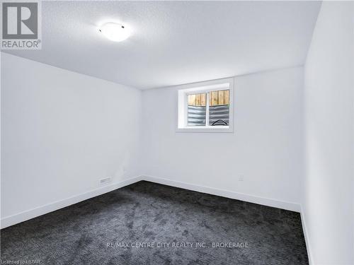 104 Foxborough Place, Thames Centre, ON - Indoor Photo Showing Other Room