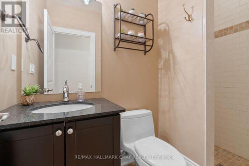 Ph604 - 80 Orchard Point Road, Orillia, ON - Indoor Photo Showing Bathroom