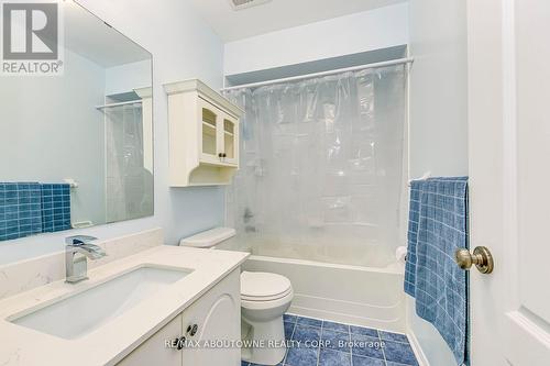 243 - 7360 Zinnia Place, Mississauga, ON - Indoor Photo Showing Bathroom