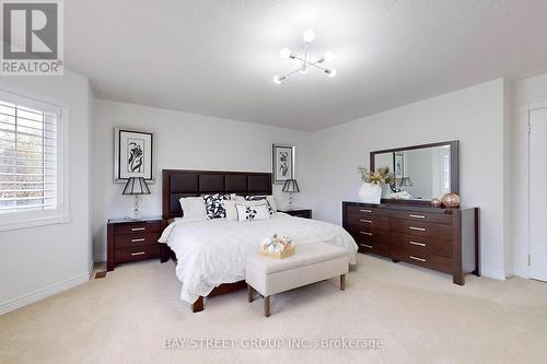 2 Marble Bridge Drive, Richmond Hill, ON - Indoor Photo Showing Bedroom