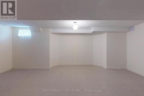2 Marble Bridge Drive, Richmond Hill, ON - Indoor Photo Showing Other Room
