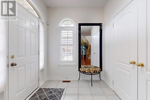 2 Marble Bridge Drive, Richmond Hill, ON - Indoor Photo Showing Other Room
