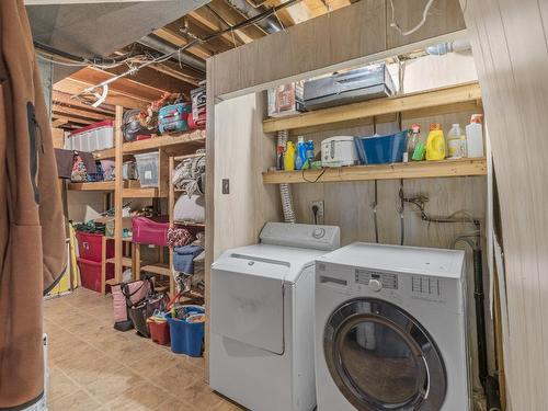 810 Proserpine Road, West Kelowna, BC - Indoor Photo Showing Laundry Room