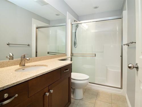 3111-3832 Old Okanagan Highway, West Kelowna, BC - Indoor Photo Showing Bathroom