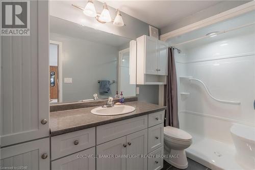 279 Pebble Beach Parkway, Lambton Shores, ON - Indoor Photo Showing Bathroom
