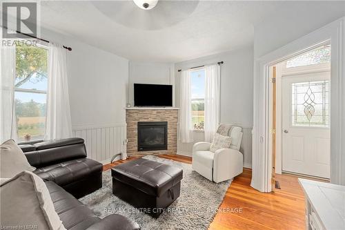 9398 Glendon Drive, Strathroy-Caradoc, ON - Indoor Photo Showing Living Room With Fireplace