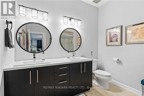 30 Campbell Street, Thorold, ON - Indoor Photo Showing Bathroom