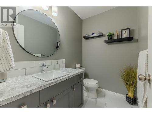 107 1299 N Ospika Boulevard, Prince George, BC - Indoor Photo Showing Bathroom