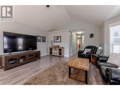107 1299 N Ospika Boulevard, Prince George, BC - Indoor Photo Showing Living Room