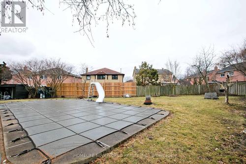 61 Dewbourne Place, Whitby, ON - Outdoor