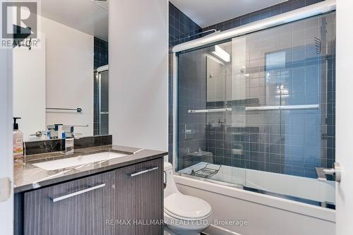 513 - 9471 Yonge Street, Richmond Hill, ON - Indoor Photo Showing Bathroom