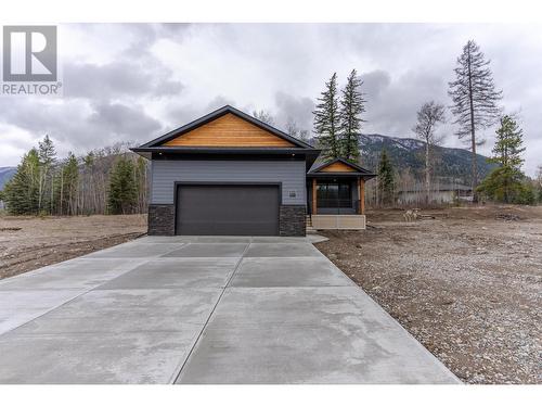 2033 Golden Eagle Drive, Sparwood, BC - Outdoor With Facade