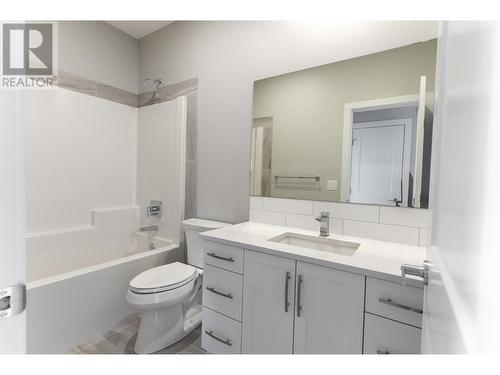 2033 Golden Eagle Drive, Sparwood, BC - Indoor Photo Showing Bathroom