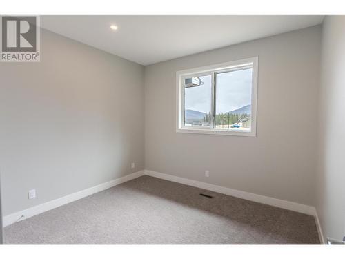 2033 Golden Eagle Drive, Sparwood, BC - Indoor Photo Showing Other Room