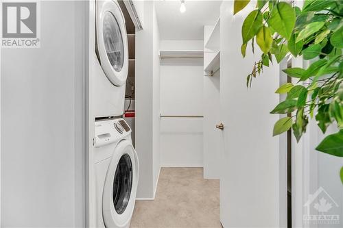 475 Laurier Avenue Unit#1001, Ottawa, ON - Indoor Photo Showing Laundry Room