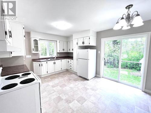 31 Old Mill Road, Clarenville, NL - Indoor Photo Showing Kitchen