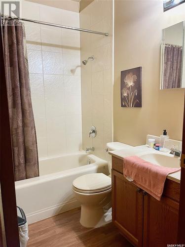 184 Circlebrooke Drive, Yorkton, SK - Indoor Photo Showing Bathroom