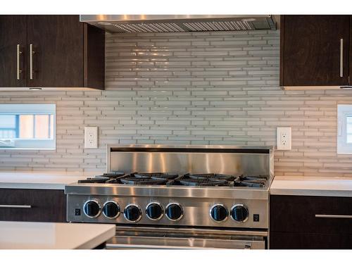 735 Redstone Drive, Rossland, BC - Indoor Photo Showing Kitchen