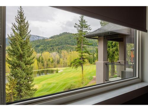 735 Redstone Drive, Rossland, BC - Outdoor