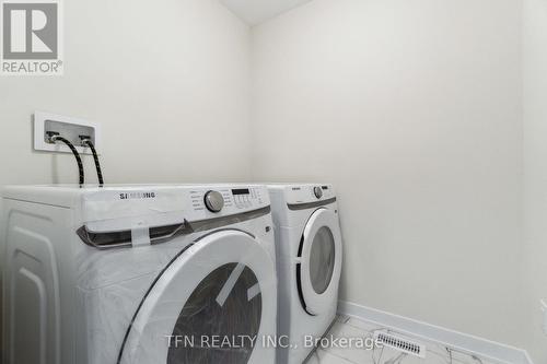 31 Rowlock Street, Welland, ON - Indoor Photo Showing Laundry Room