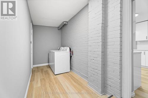 2 - 207 Fairleigh Avenue S, Hamilton, ON - Indoor Photo Showing Laundry Room