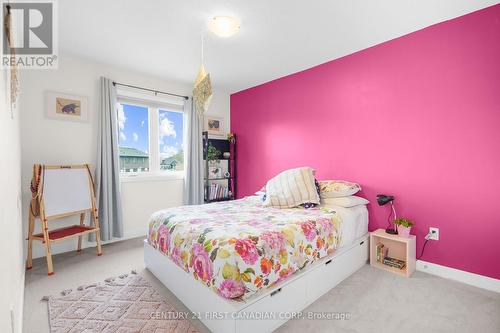 22 - 1110 Meadowlark Ridge, London, ON - Indoor Photo Showing Bedroom