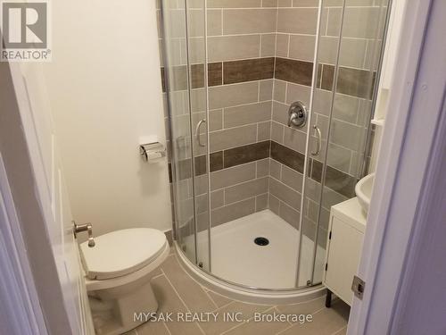 682 Princess Street, Kingston, ON - Indoor Photo Showing Bathroom
