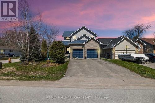 684 Lakelands Avenue, Innisfil, ON - Outdoor With Facade