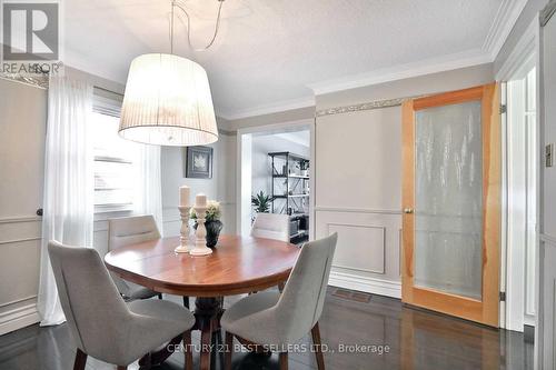 52 Oakwood Avenue S, Mississauga, ON - Indoor Photo Showing Dining Room