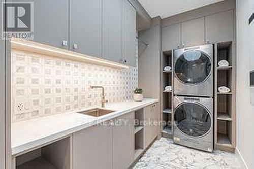 21 Tyre Avenue, Toronto, ON - Indoor Photo Showing Laundry Room