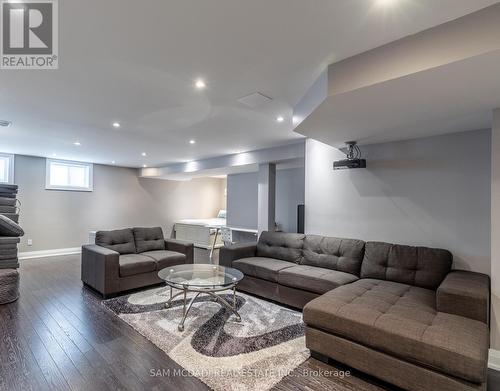 1159 Alexandra Avenue, Mississauga, ON - Indoor Photo Showing Living Room