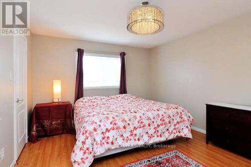 130 Edenbrook Hill Drive, Brampton, ON - Indoor Photo Showing Bedroom
