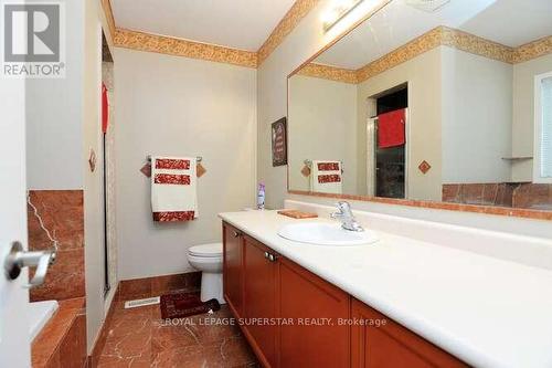 130 Edenbrook Hill Drive, Brampton, ON - Indoor Photo Showing Bathroom