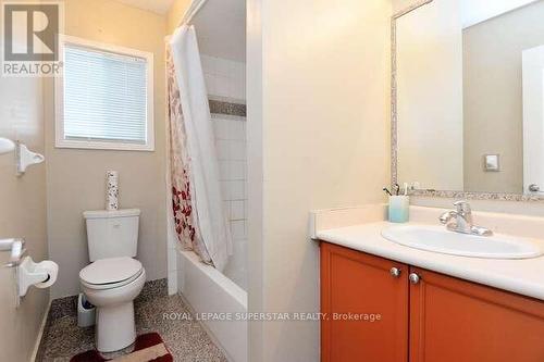 130 Edenbrook Hill Drive, Brampton, ON - Indoor Photo Showing Bathroom