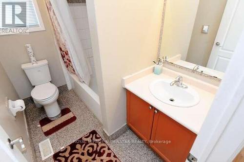 130 Edenbrook Hill Drive, Brampton, ON - Indoor Photo Showing Bathroom