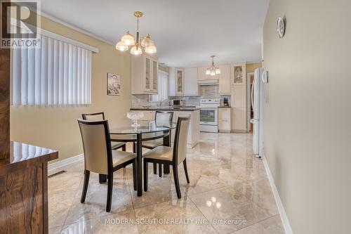 1662 Warren Drive, Mississauga, ON - Indoor Photo Showing Dining Room