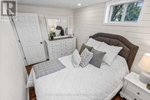 499 Maine Street, Oshawa, ON - Indoor Photo Showing Bedroom