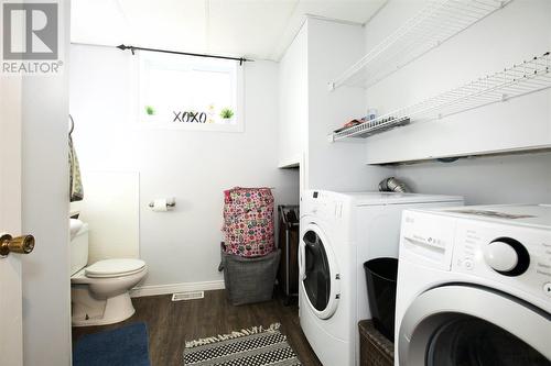 90 Lang St, Cobalt, ON - Indoor Photo Showing Laundry Room