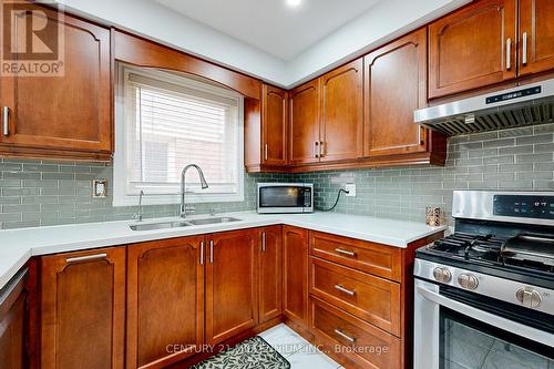 2274 Chapman Court, Pickering, ON - Indoor Photo Showing Kitchen With Double Sink