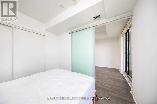 3802 - 251 Jarvis Street, Toronto, ON - Indoor Photo Showing Bedroom