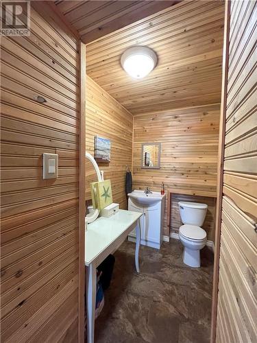 1081 Sunnyside Drive, Algoma Mills, ON - Indoor Photo Showing Bathroom