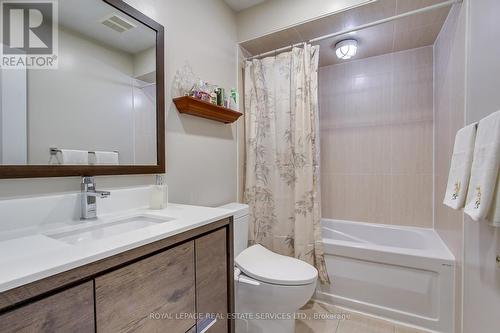 3 Tyre Avenue, Toronto, ON - Indoor Photo Showing Bathroom