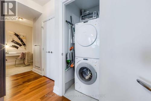 2507 - 80 John Street, Toronto, ON - Indoor Photo Showing Laundry Room