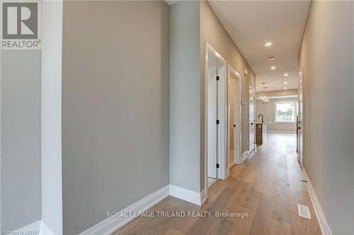 6493 Royal Magnolia Avenue, London, ON - Indoor Photo Showing Other Room