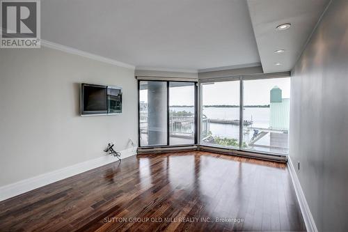 307 - 251 Queens Quay W, Toronto, ON - Indoor Photo Showing Other Room