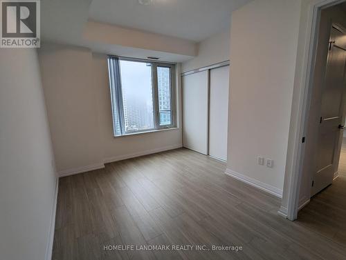 3318 - 50 Dunfield Avenue, Toronto, ON - Indoor Photo Showing Other Room