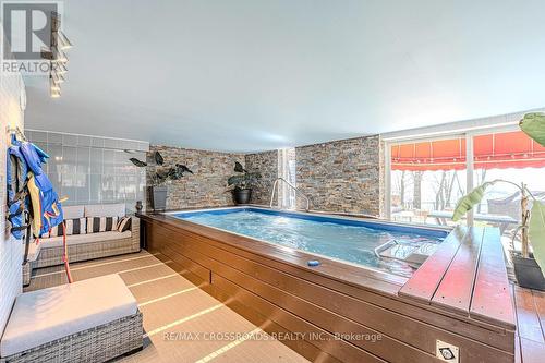 9 Redland Crescent E, Toronto, ON -  Photo Showing Other Room