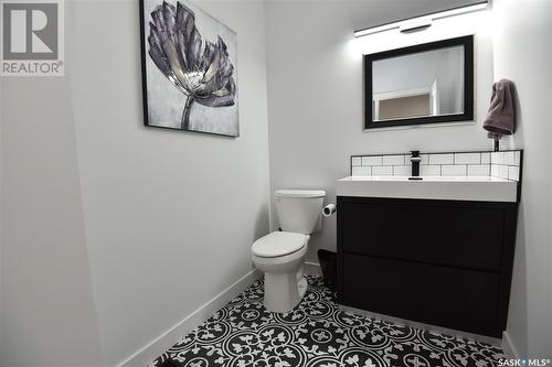 302 Coventry Crescent, Nipawin, SK - Indoor Photo Showing Bathroom