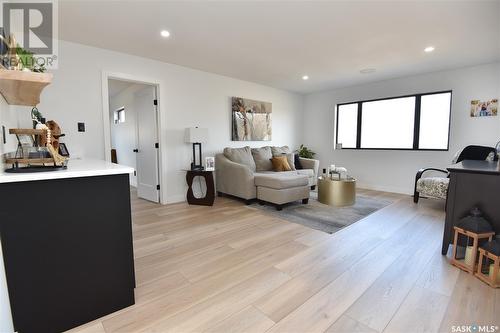 302 Coventry Crescent, Nipawin, SK - Indoor Photo Showing Living Room