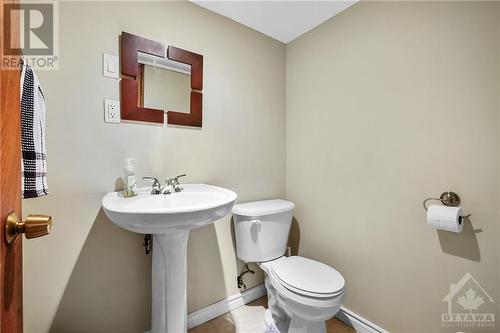 2309 Samuel Drive, Ottawa, ON - Indoor Photo Showing Bathroom